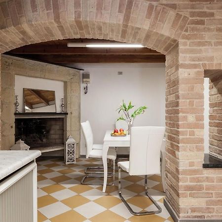 San Giacomo Rooms Каляри Екстериор снимка